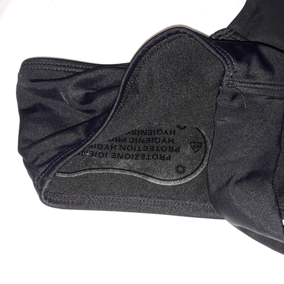 Slash Cut-out Swimsuit - Picture 9 of 12